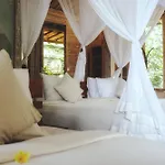 Naya Ubud